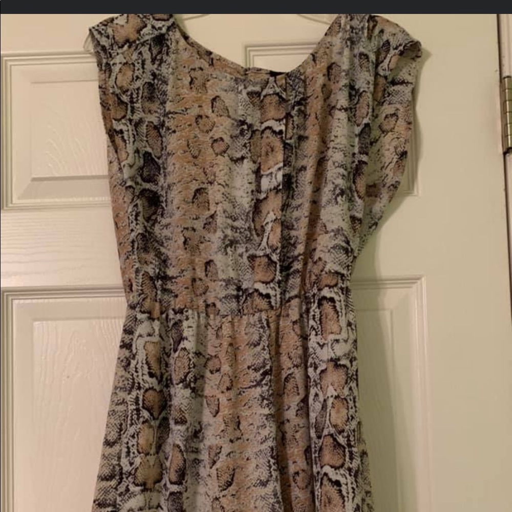 Romper- snake